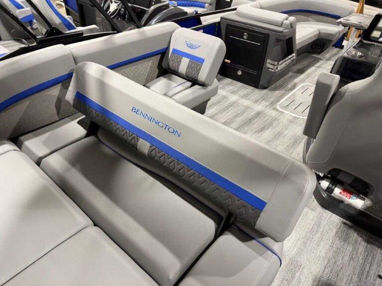 2026 Bennington 24MSB - ESP - Blackout US-ETWS7785H526 [photo 19]